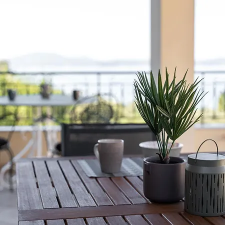 Casa Cipresso With Sea View Terrace Apartment *